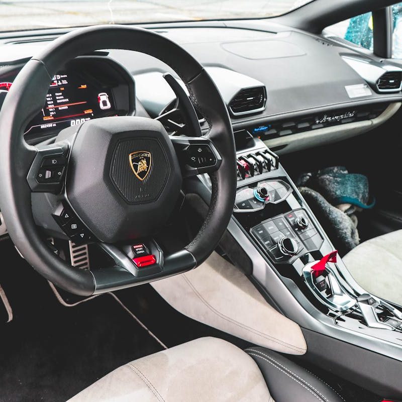 AMAZING PRIVATE  &ndash; LAMBORGHINI MUSEUM  & BOLOGNA TOUR EXPERIENCE:  &ndash; Tour 9 hrs and 30 min