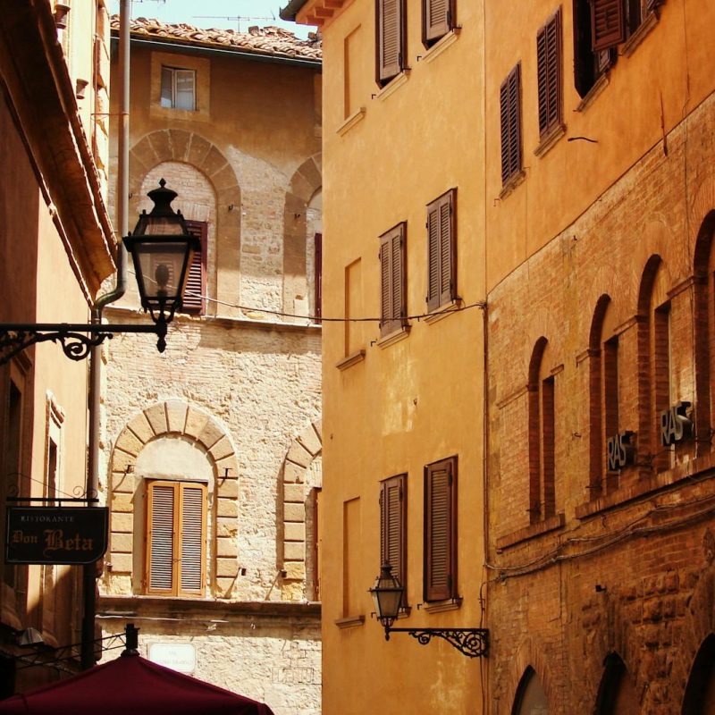 AMAZING PRIVATE &ndash; VOLTERRA, SAN GIMIGNANO & CHIANTI CLASSICO WINE TOUR &ndash; Tour length 9 hrs and 30 min