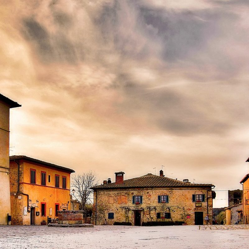 AMAZING PRIVATE &ndash; MONTERIGGIONI, SAN GIMIGNANO & CHIANTI CLASSICO WINE TOUR &ndash; Tour length 8 hrs
